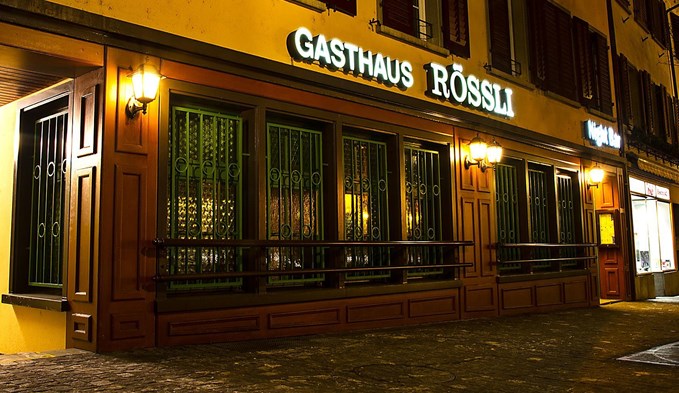 Das «Rössli» ist mit ein Grund für den Nachtlärm in der Surseer Altstadt. (Foto Manuel Arnold/Archiv)