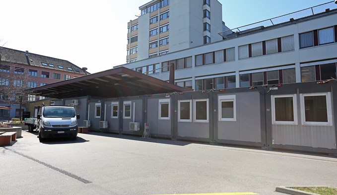 Das Kantonsspital Sursee kann auch langsam zum Normalbetrieb zurückkehren.  (Foto Ana/Archiv)