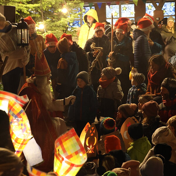 
									Samichlauseinzug: Viele Gemeinden zelebrierten den Brauch: Bild 6
								