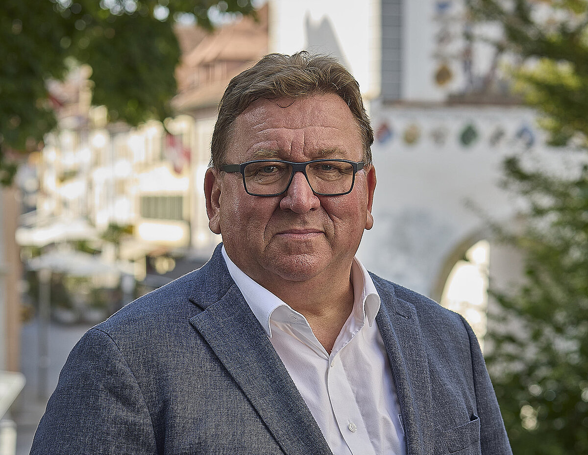 stadtpr-sident-j-rg-aebi-tritt-zur-ck