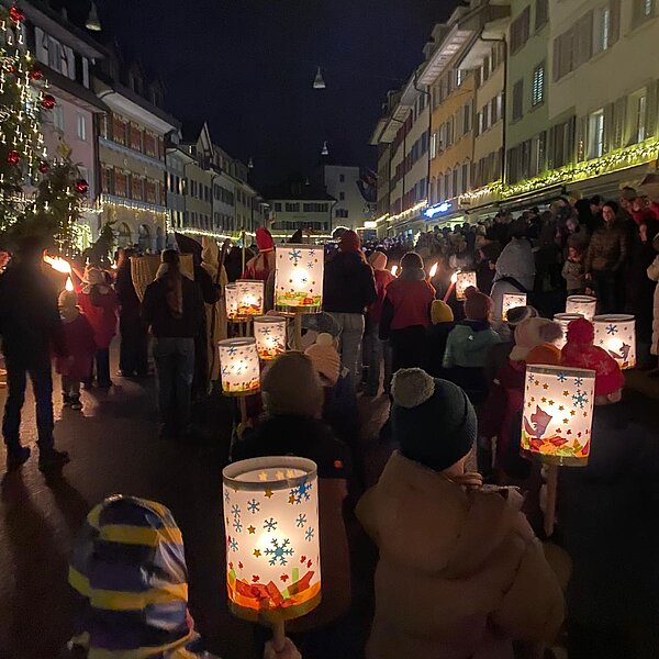 
									Samichlauseinzug: Viele Gemeinden zelebrierten den Brauch: Bild 3
								