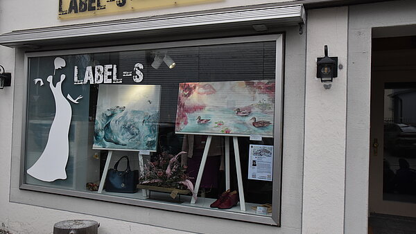 130483_130485.jpeg