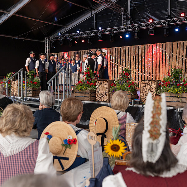
									Die schönsten Bilder vom Trachtenchorfest 2026 : Bild 19
								