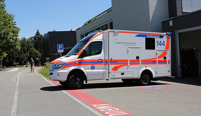 Der Rettungsdienst des Kantons ist momentan in einem Pilotprojekt. Im Bild der Standort Sursee. Foto: Ana/archiv