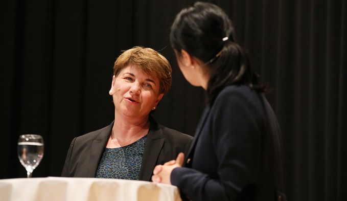 Bundesrätin Viola Amherd punktete mit ihrem Schalk. (Foto Geri Wyss)