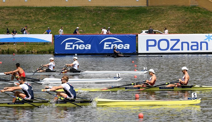 Endspurt der Doppelzweier der offenen Klasse, aus dem Roman Röösli und Barnabé Delarze als Sieger hervorgingen. (Foto Swiss Rowing/Detlev Seyb)