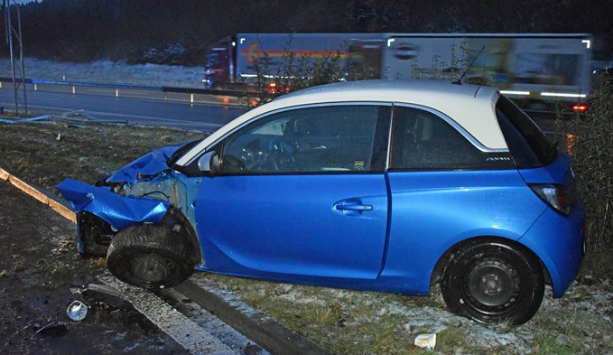 Bei der Einfahrt in die A2 geriet eine Autofahrerin ins Schleudern. (Foto Luzerner Polizei)