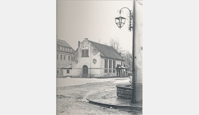 Auf dem Bild zu sehen: Das alte Schlachthaus, das früher auf dem Vierherrenplatz in Sursee stand. (Foto Stadtarchiv Sursee)