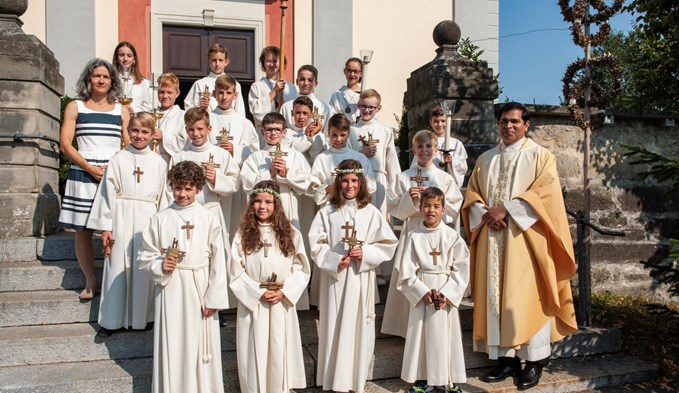 Wegen Corona fanden am Samstag und Sonntag zwei Erstkommunionsfeiern statt.  (Foto René Lang)