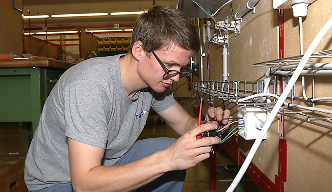 Sven Fellmann aus Winikon ist der beste Zentralschweizer Elektroinstallateur.  (Foto zvg)