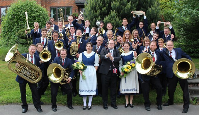 Die Brass Band Harmonie Neuenkirch in Festlaune.   (Foto zvg)