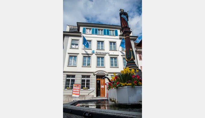 Die Luzerner Kantonalbank veräussert ihre Liegenschaft an der Oberstadt 7. Künftig konzentriert sie ihre Geschäftstätigkeit im neuen Regionalsitz «Dreiklang». (Foto Dominique Moccand)