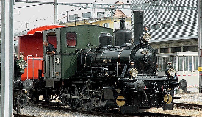 Hat am Nostalgietag einen Gastauftritt auf der ST: Die ehemalige Nordostbahn-Rangierlok E 3/3 456 der Historischen Seethalbahn. (Foto Tinu G., Wikimedia Commons)
