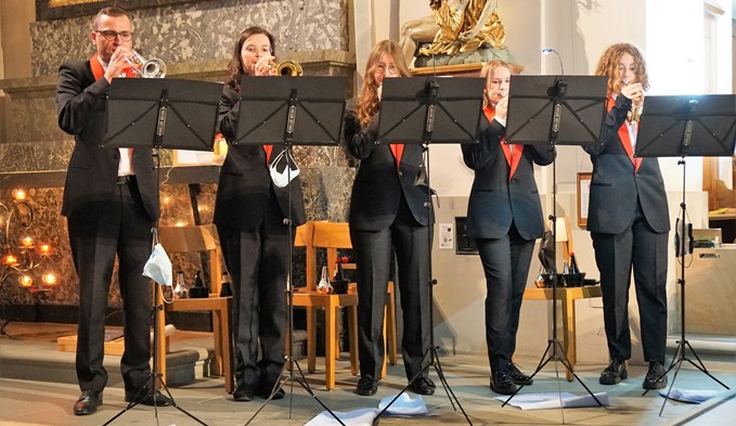 Die Brass Band Feldmusik Knutwil lud zum Adventskonzert ein.  (Foto zvg)