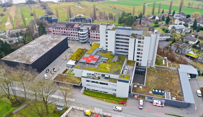 Das Luzerner Kantonsspital in Sursee. (Foto Manuel Arnold)