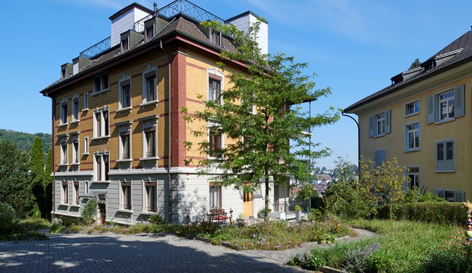 An der Reckenbühlstrasse in der Stadt Luzern entsteht ein Wochenbetthaus. (Foto ZVG)
