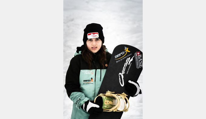 Leana Bättig aus Büron ist Schweizer Meisterin im U13 Women’s Snowboard Cross. (Foto zVg)