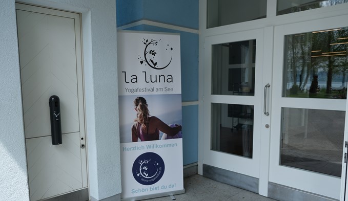 Das La Luna Yogafestival fand auch in der Festhalle Sempach statt. (Roseline Troxler)