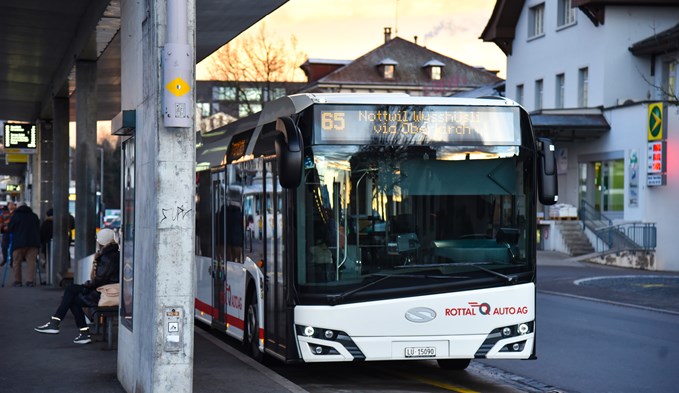 Seit letztem Sonntag ist die ausgebaute Buslinie 65 in Aktion. (Foto Stefanie Zumbach)