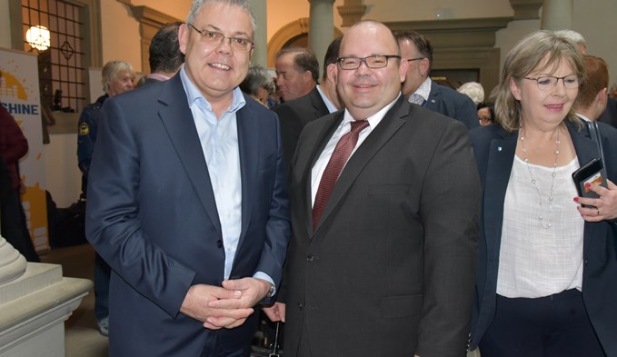 SVP-Kandidat Armin Hartmann (rechts) mit Franz Grüter. (Foto Livia Kurmann)