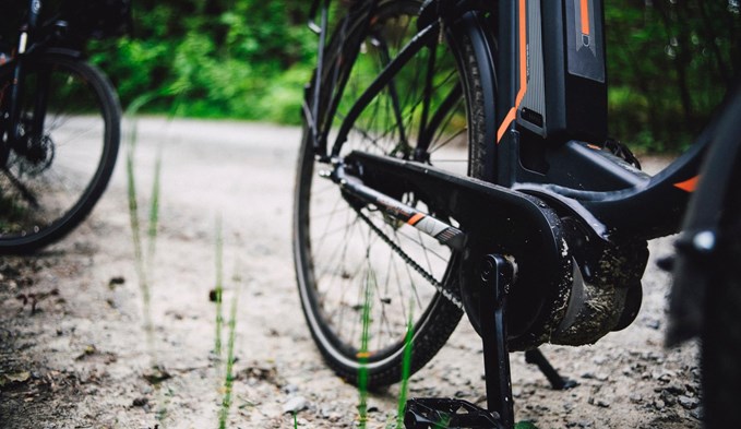 Mit dem E-Bike-Boom steigen gemäss BFU auch die Unfallzahlen.  (Foto Markus Spiske/Unsplash)