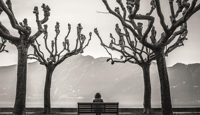 Einsamkeit lässt sich als negatives Gefühl beschreiben. (Foto Unsplash/Christophe Dutour)