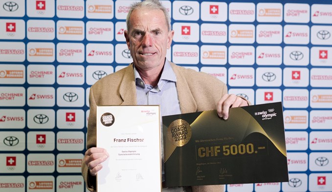 Franz Fischer, Gewinner der Spezialauszeichnung im Rahmen des «Swiss Olympic Coach Award» am Dienstag, 24. Oktober 2023, in der Sport-Toto-Halle in Magglingen. (Foto Swiss Olympic/Keystone/Dominic Bruegger)
