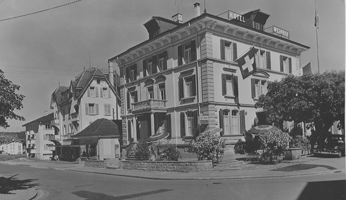 Im Gasthaus Weinhof (Foto aus dem Jahr 1962) gründeten 21 Männer vor 125 Jahren den Quartierverein Eisenbahnvorstadt. (Foto Stadtarchiv Sursee/Slg. Korporation Sursee)