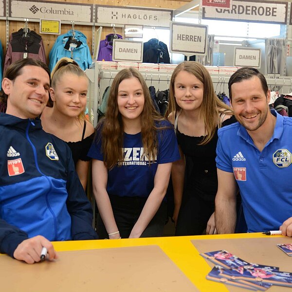 
									Der FCL lockt in den Otto's: Bild 14
								