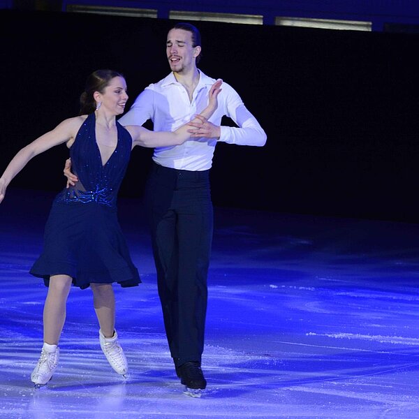
									9. Schaulaufen in der Eishalle Sursee: Bild 13
								
