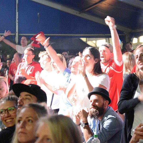 
									Public Viewing Schweiz - Brasilien: Bild 1
								