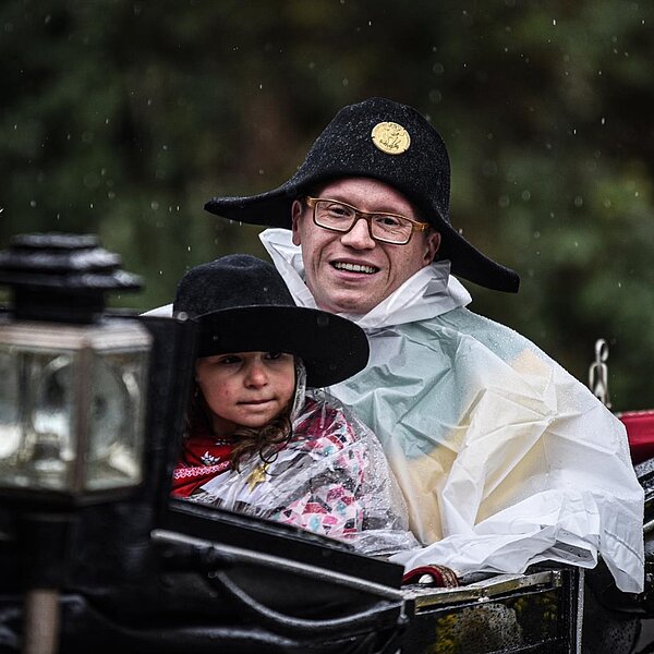 
									Stefan Jecklin und Silvana Jost, das Trienger Zunftmeisterpaar 2019. Bild: Foto Manuel Arnold
								