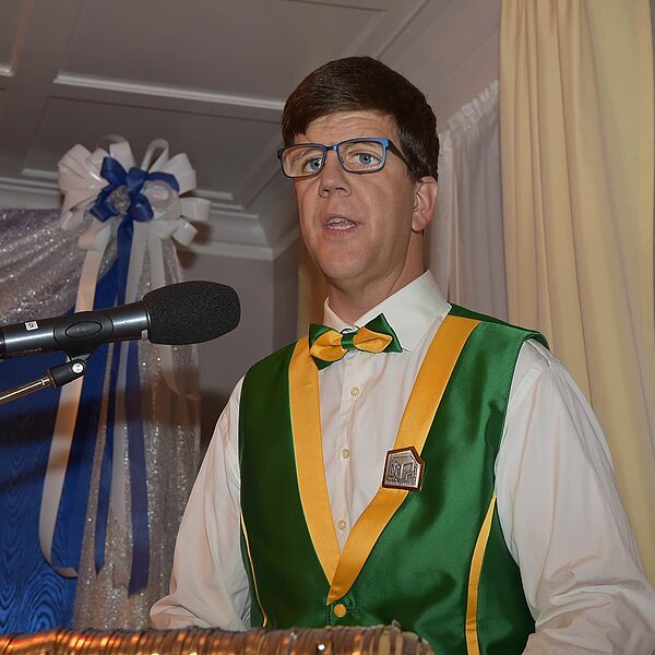 
									Lukas Fischer begrüsste als Vize-Präsident der Fröschenzunft die Anwesenden.  Bild: Foto Thomas Stillhart
								