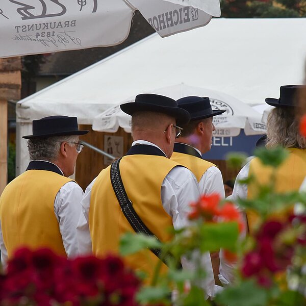 
									Spontane Platzkonzerte sorgten für ein stimmungsvolles Jodlerfest 2024. Bild: Foto Franziska Kaufmann
								