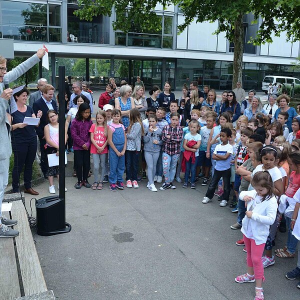 
									Spatenstich Erneuerungsbau Primarschule Kotten, Sursee: Bild 6
								