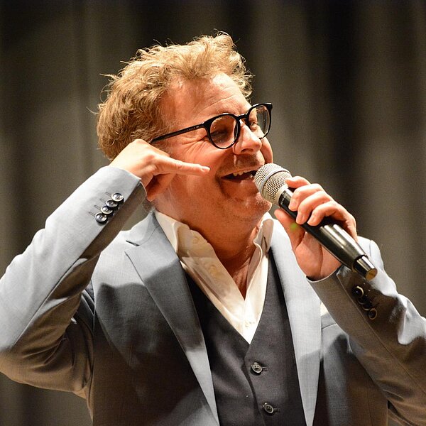 
									Der Wiener Satiriker Niko Formanek in Schenkon: Bild 11
								