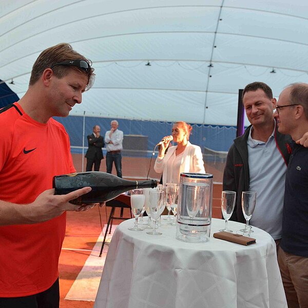 
									Traglufthalle Tennisclub Sursee 2018: Bild 14
								