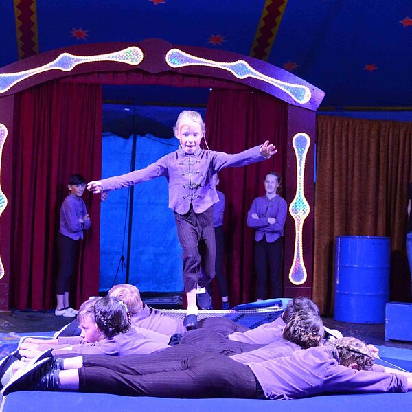
									Circus Luna an der Schule Knutwil-St. Erhard: Bild 3
								