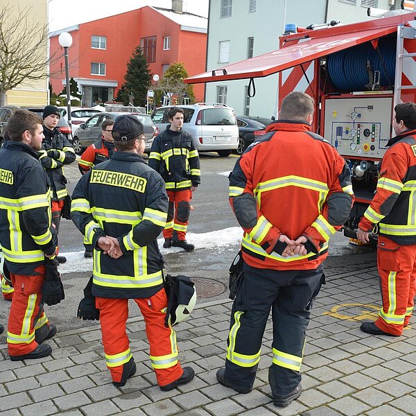 
									Einführungskurs Angehörige der Feuerwehr 2019 in Gunzwil: Bild 10
								