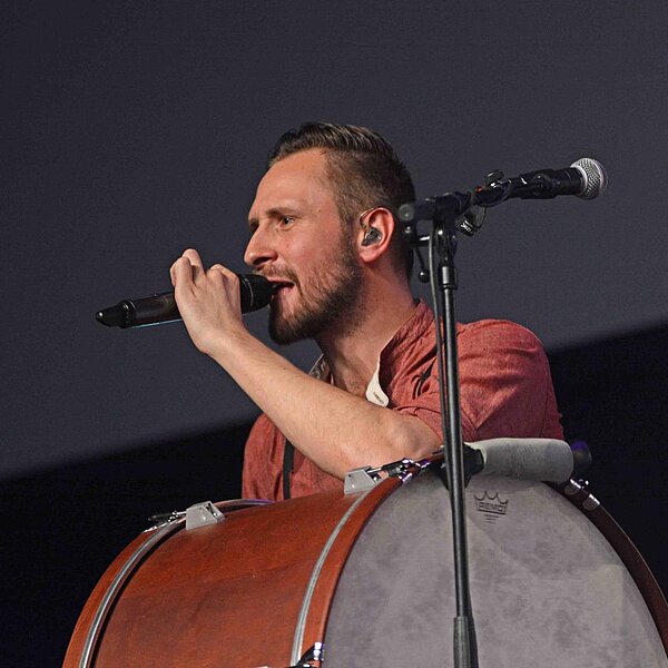 
									Marco Kunz rockte Raiffeisen: Bild 7
								