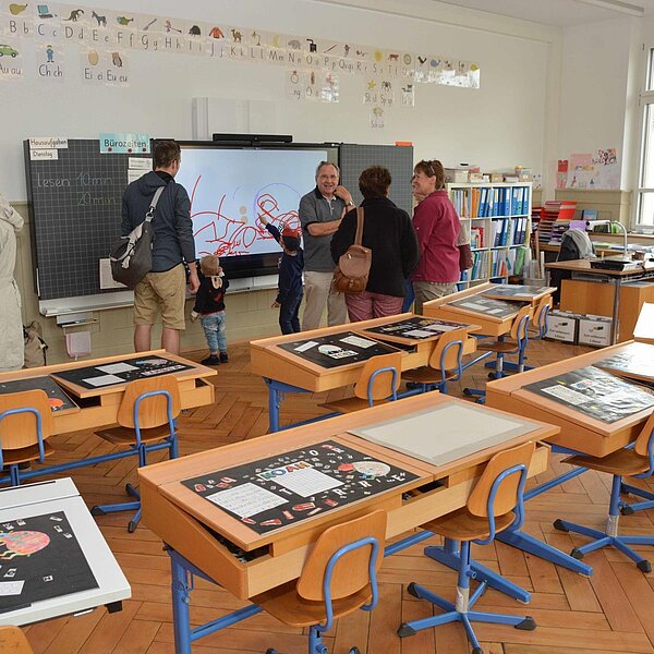 
									Einweihung Dorfschulhaus Triengen: Bild 27
								