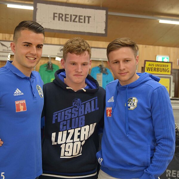 
									Der FCL lockt in den Otto's: Bild 30
								