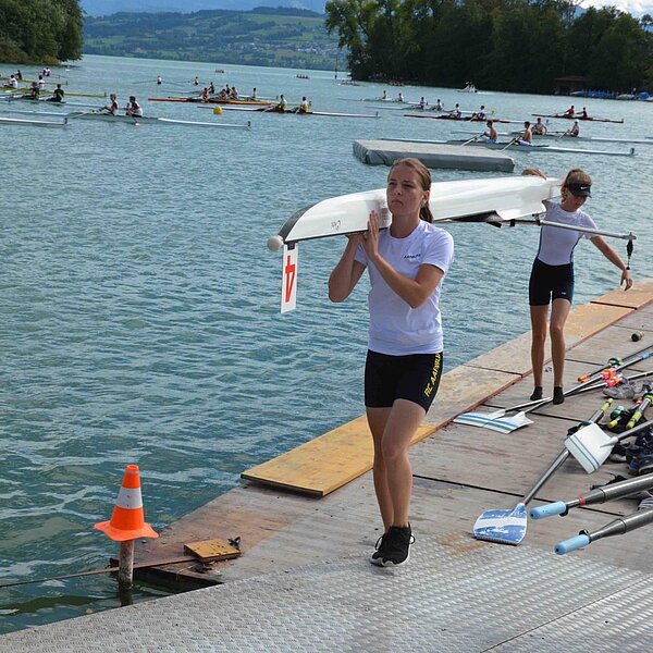 
									Regatta am Rudertreffen im Triechter Sursee: Bild 33
								