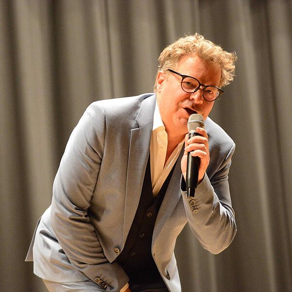 
									Der Wiener Satiriker Niko Formanek in Schenkon: Bild 12
								