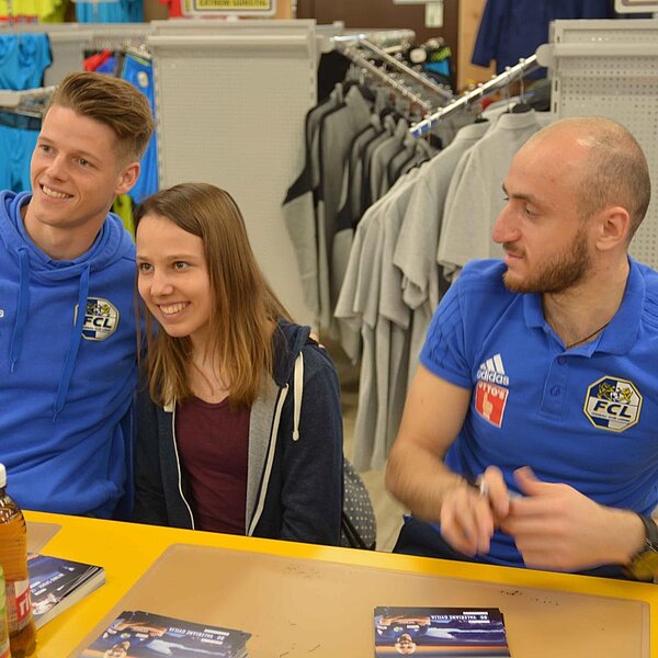 
									Der FCL lockt in den Otto's: Bild 32
								